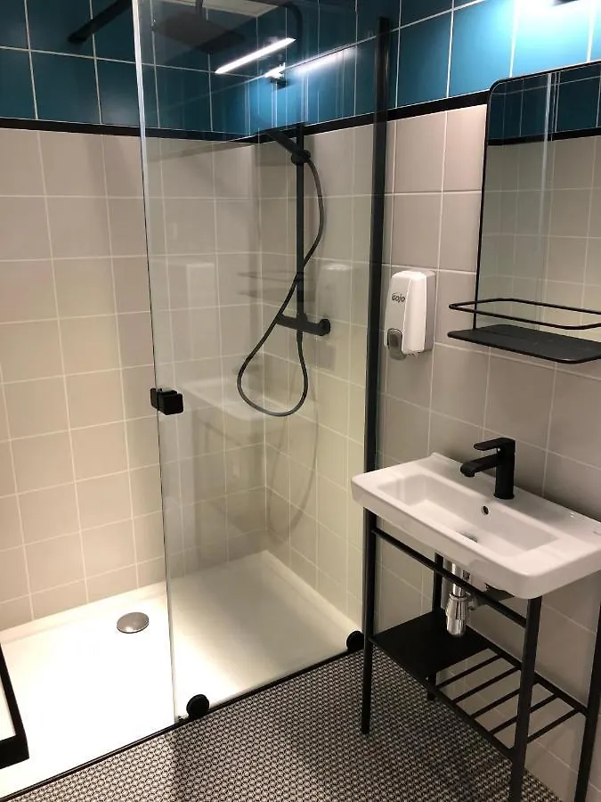 Hotel Cantosorgue LʼIsle-sur-la-Sorgue
