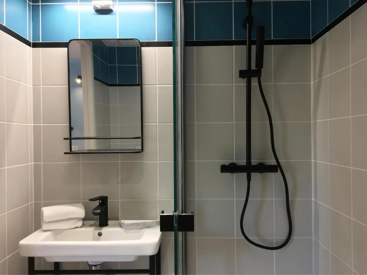 Hotel Cantosorgue LʼIsle-sur-la-Sorgue
