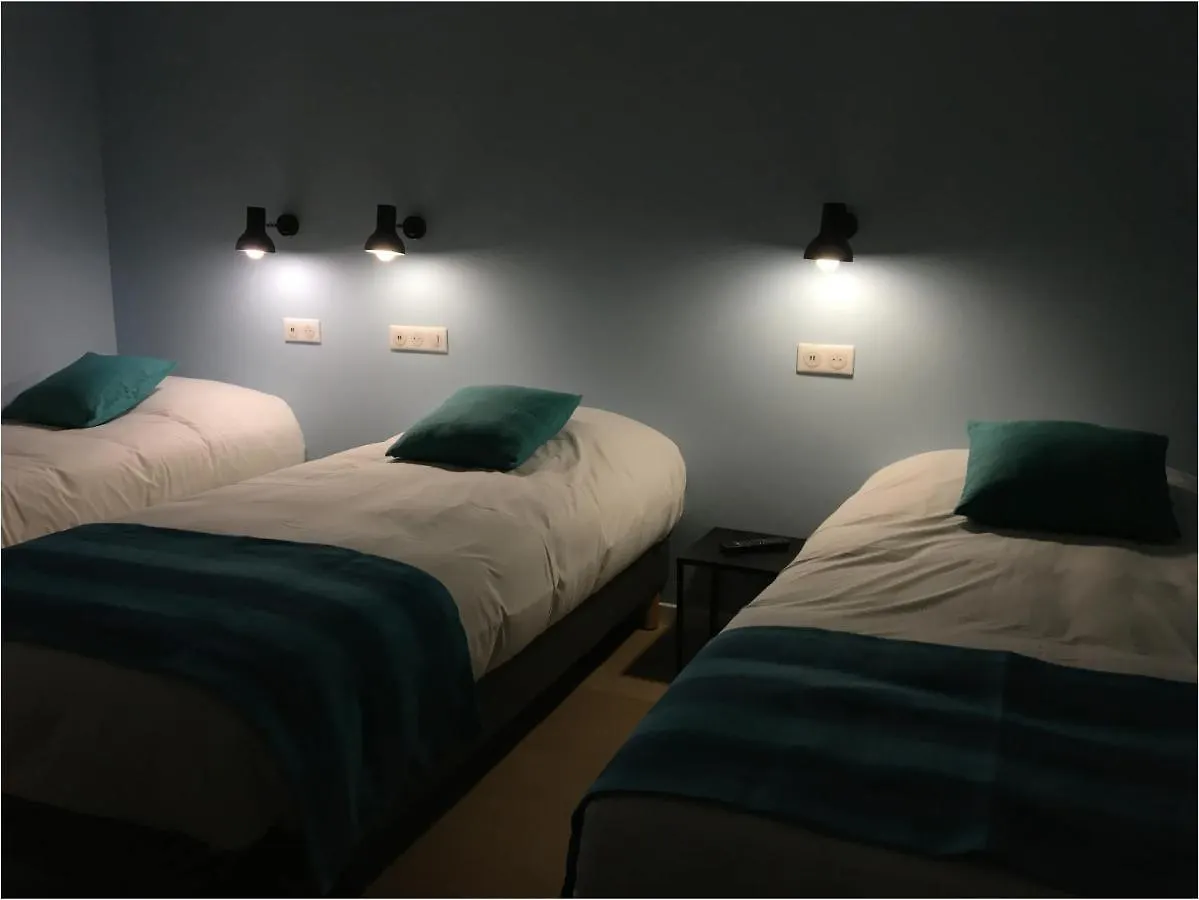 Hotel Cantosorgue L'Isle-sur-la-Sorgue 2*,
